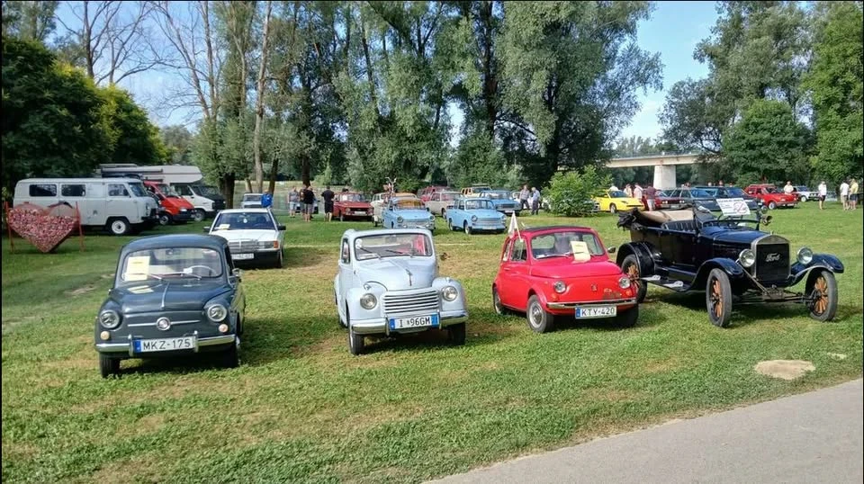 IV. Barcsi Veterán- és Hobbijármű Találkozó, Börze