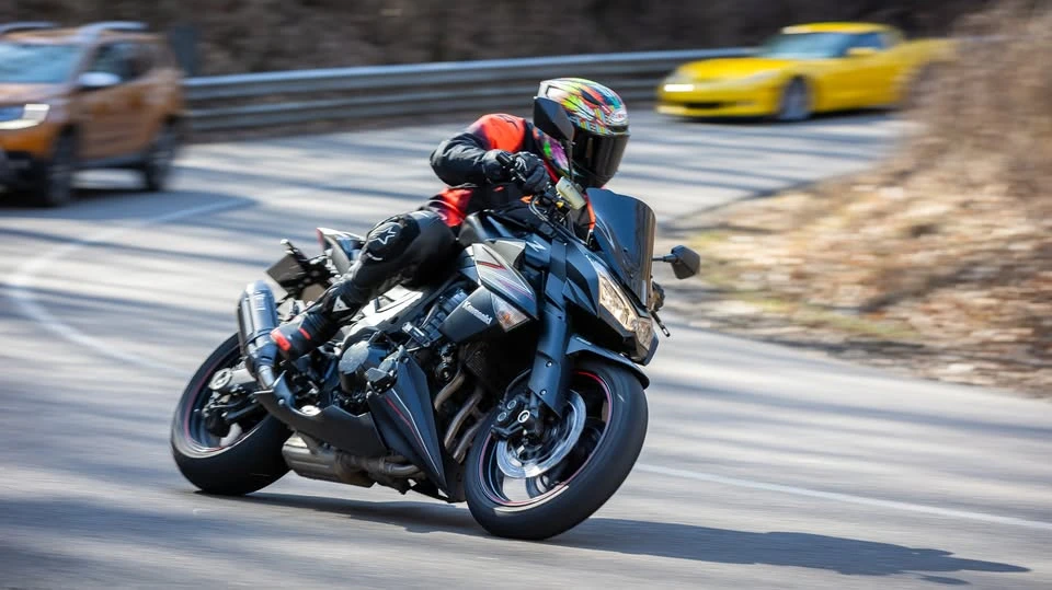 Twinfocus motoros fotózás az egerbaktai szerpentinen