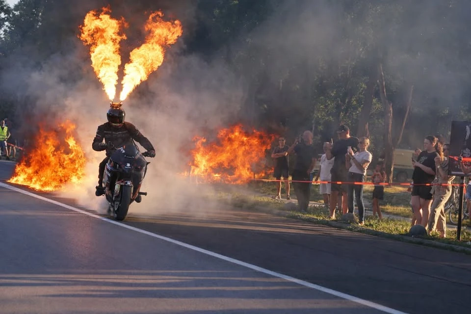 Tápai Tamás Tapi Motoros Bemutató a Kardoskúti Falunapon